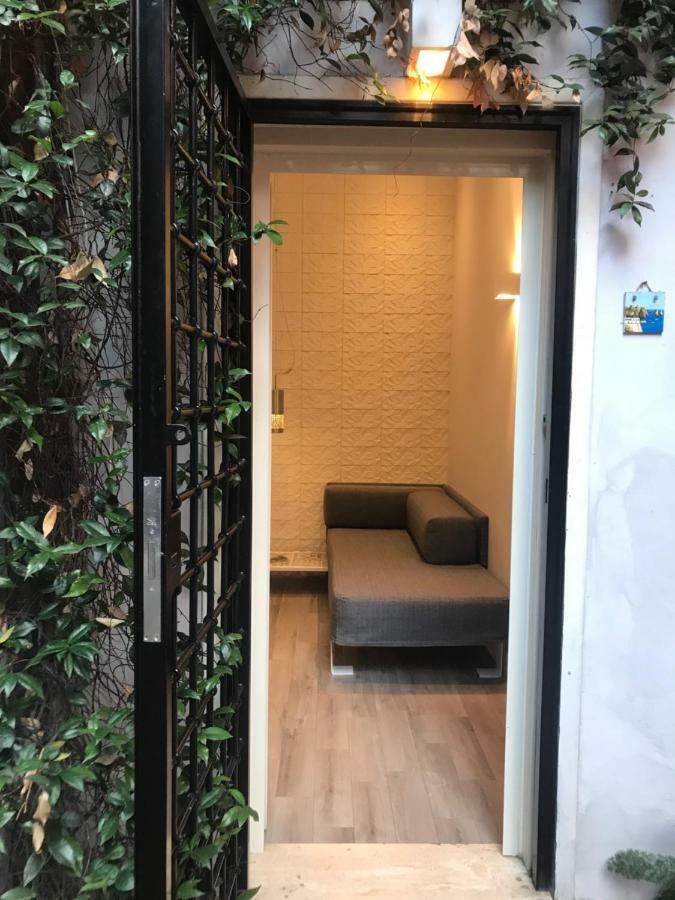 Rome Studio Rental Luaran gambar